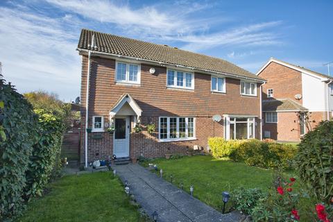 3 bedroom semi-detached house for sale, Belinda Court, Folkestone, CT19