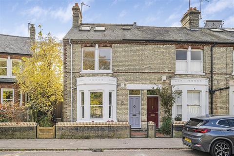 4 bedroom end of terrace house for sale, Riverside, Cambridge CB5