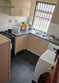 9 bedroom terraced house to rent, High Street, Smethwick B66