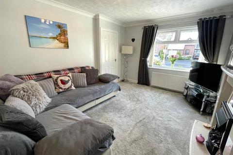 3 bedroom semi-detached house for sale, Greensmith Way, Westhoughton, Bolton