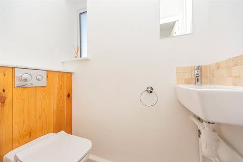 24 Buristead Road, Great Shelford, Cambridge, CB22 5EJ