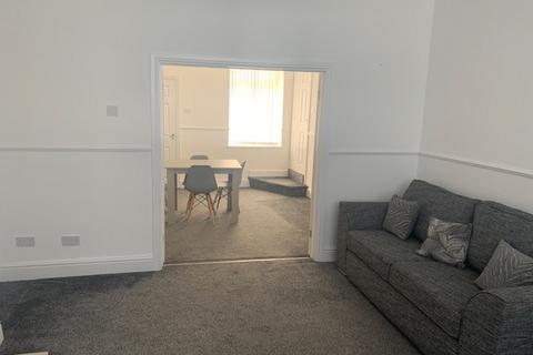 3 bedroom terraced house to rent, Durham Terrace, Sunderland SR3