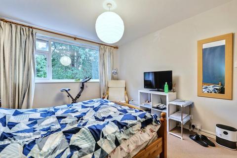 19 Bankside Close, Coventry, CV3 4GD