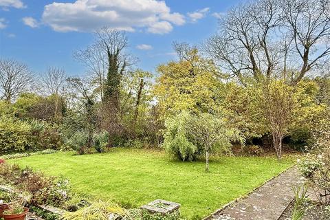 3 bedroom detached bungalow for sale, Haystoun Close, Eastbourne