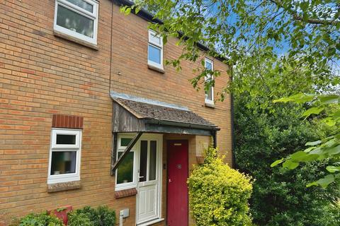 3 bedroom terraced house to rent, Salvia Close, Banbury OX16