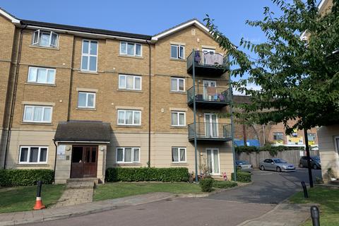 3 bedroom flat to rent, HARROW, HA2 8FD