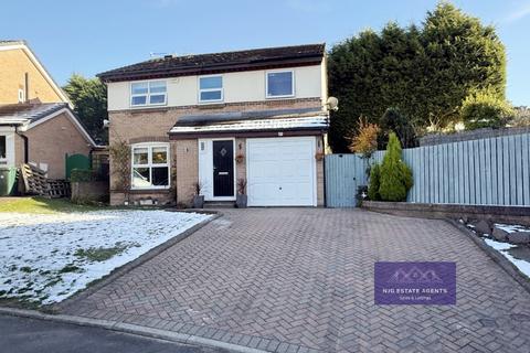 5 bedroom detached house for sale, Birstall, Batley WF17