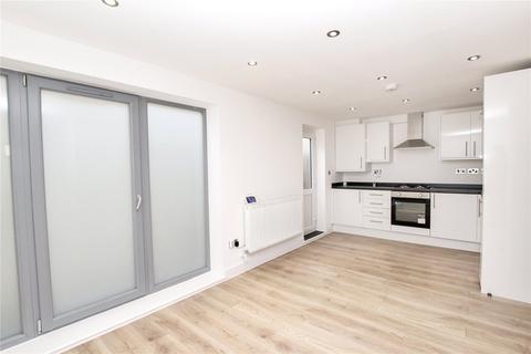 3 bedroom terraced house for sale, Bloomfield Road, London, SE18