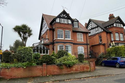 2 bedroom flat for sale, 66 Brook Lane, Felixstowe IP11