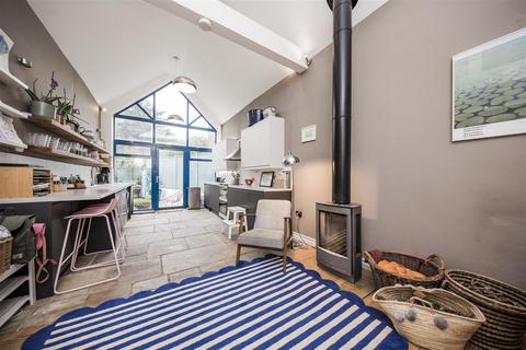 2 bedroom barn conversion for sale, High Street, Sevenoaks TN15