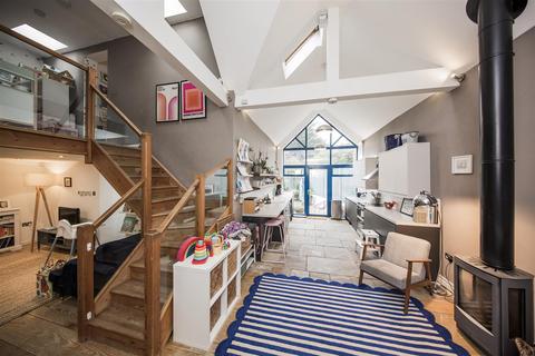 2 bedroom barn conversion for sale, High Street, Wrotham TN15