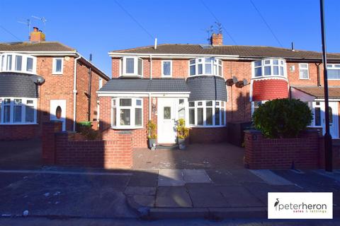 5 bedroom semi-detached house for sale, Lunedale Avenue, Seaburn Dene, Sunderland