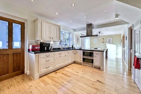 4 bedroom detached house for sale, Kimberley, Washington, Tyne and Wear, NE38 8TT