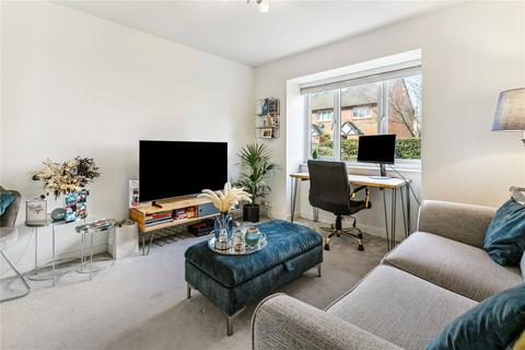 1 bedroom apartment for sale, Peartree Avenue, London, SW17