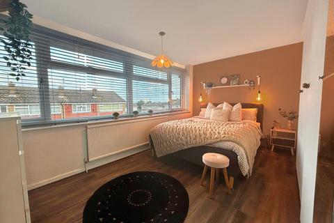 24 Beverley Close, Gillingham, ME8 9HG