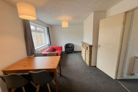 4 bedroom end of terrace house to rent, Filton Avenue, Bristol BS34