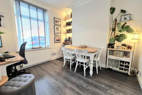 105 Blackwell Road, Carlisle, CA2 4EH