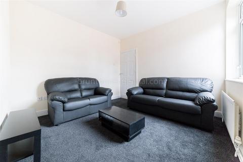 4 bedroom flat to rent, £85pppw - Coast Road, High Heaton, NE7