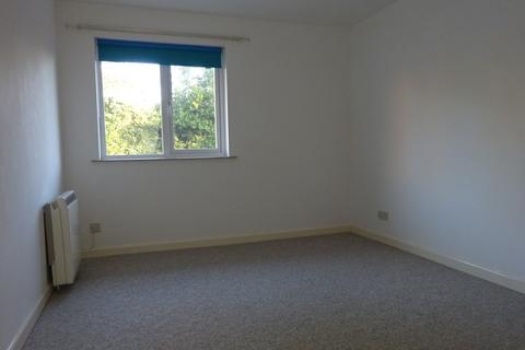 2 bedroom apartment to rent, Portland Avenue, Exmouth EX8