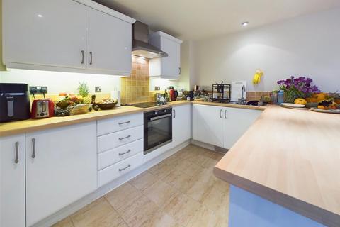 2 bedroom apartment for sale, Upper College Street, Nottingham NG1