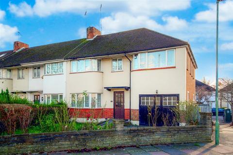 5 bedroom end of terrace house for sale, Devonshire Road, Mill Hill, London