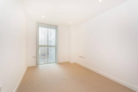 1 bedroom flat to rent, Saffron Central Square, Croydon, CR0