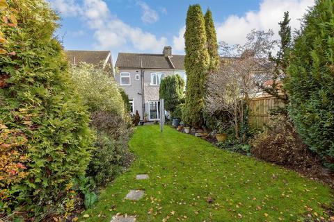 3 bedroom end of terrace house for sale, Lyndhurst Drive, Hornchurch, Essex