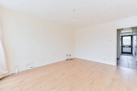 3 bedroom flat for sale, Carey Gardens, Nine Elms, London, SW8