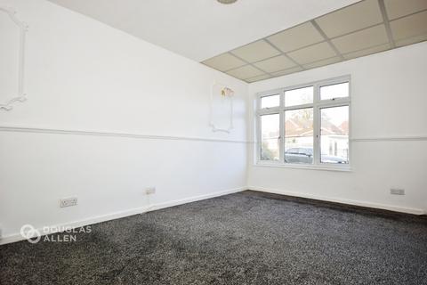 3 bedroom terraced house to rent, Brownlow Bend Basildon SS14