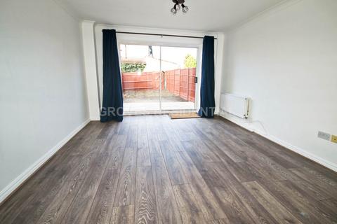 2 bedroom terraced house to rent, Archdale Place, New Malden