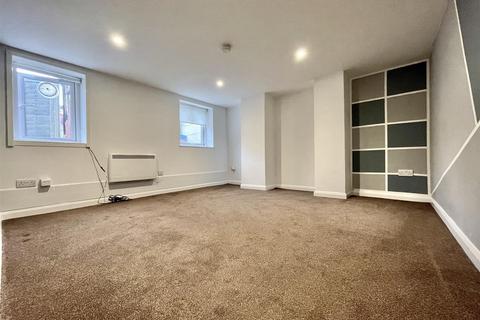 1 bedroom flat to rent, Stockport Road, Stockport SK3