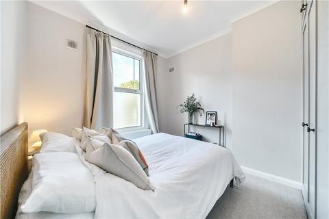 2 bedroom apartment for sale, Siddons Road, London