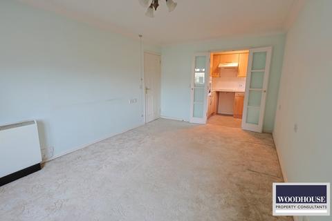 1 bedroom apartment for sale, Friends Avenue, Waltham Cross EN8