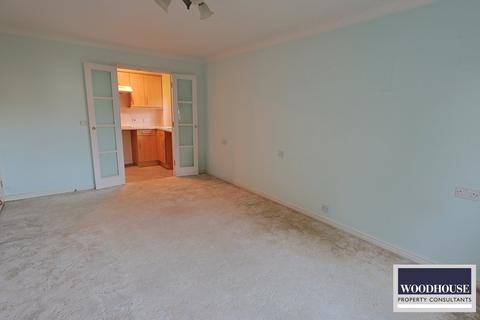 1 bedroom apartment for sale, Friends Avenue, Waltham Cross EN8