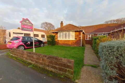 3 bedroom semi-detached bungalow to rent, Harold Road, Fareham PO14