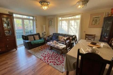 2 bedroom flat for sale, Lady Aylesford Avenue, Stanmore HA7