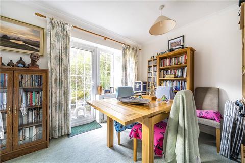 3 bedroom end of terrace house for sale, Heather Close, Farnham, Surrey, GU9