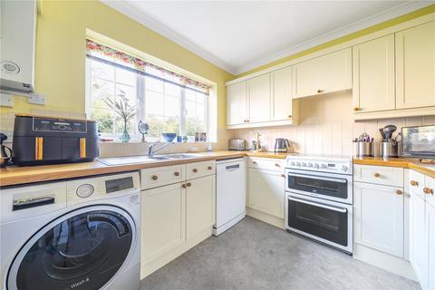 3 bedroom end of terrace house for sale, Heather Close, Farnham, Surrey, GU9