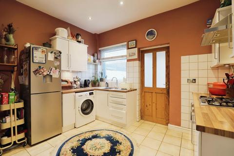 2 bedroom terraced house for sale, Hawthorn Street, York