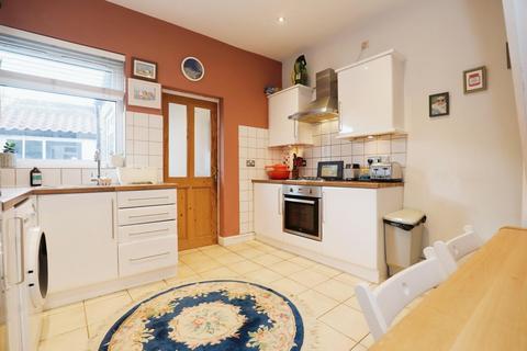 2 bedroom terraced house for sale, Hawthorn Street, York