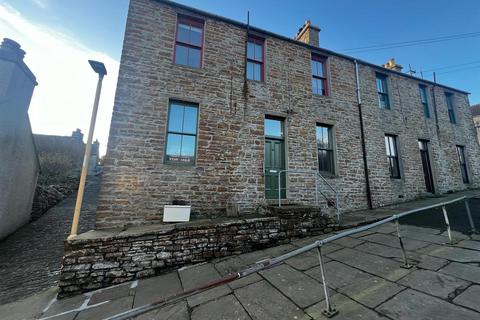 2 bedroom flat for sale, 14 Franklin Road, Stromness, Orkney KW16 3DZ