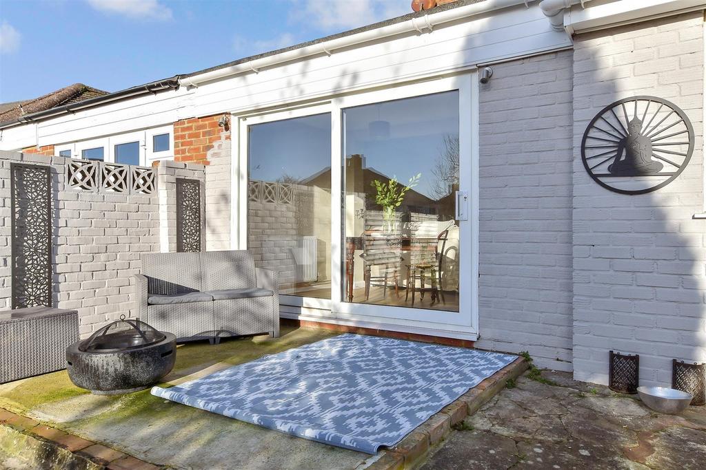 External Lifestyle Photograph