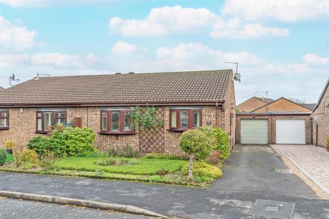 2 bedroom semi-detached bungalow to rent, Richmond Avenue, Grappenhall, Warrington, WA4