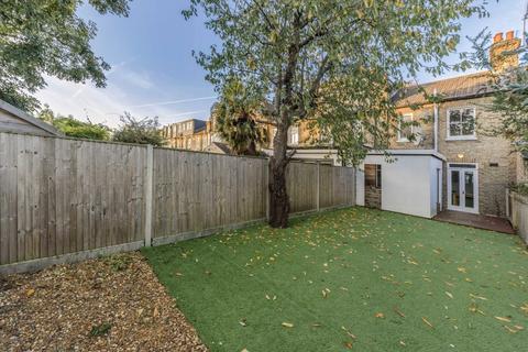 2 bedroom terraced house to rent, Hardy Road, Wimbledon