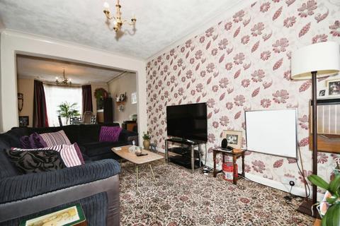 3 bedroom end of terrace house for sale, Harbord Road, Woodseats, Sheffield, S8 0BB