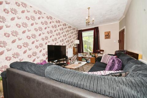 3 bedroom end of terrace house for sale, Harbord Road, Woodseats, Sheffield, S8 0BB