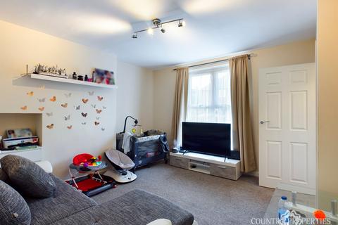 3 bedroom terraced house to rent, Furzefield Road, Welwyn Garden City, AL7