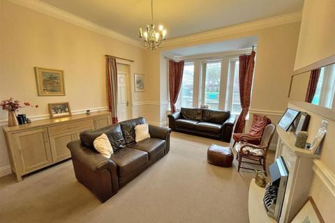 2 bedroom apartment for sale, 17 Cliff Terrace, Hunstanton, Norfolk, PE36 6DY