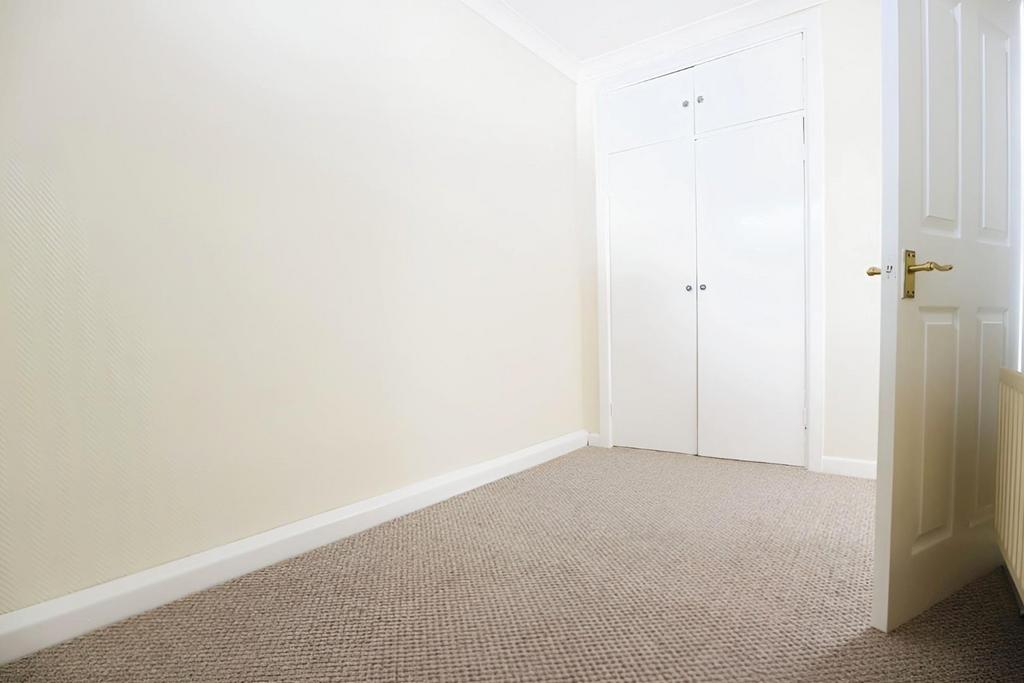 A7f4f48f-Bedroom2otherangle.jpg