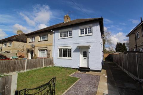 3 bedroom semi-detached house to rent, Ashwood Road, Egham TW20